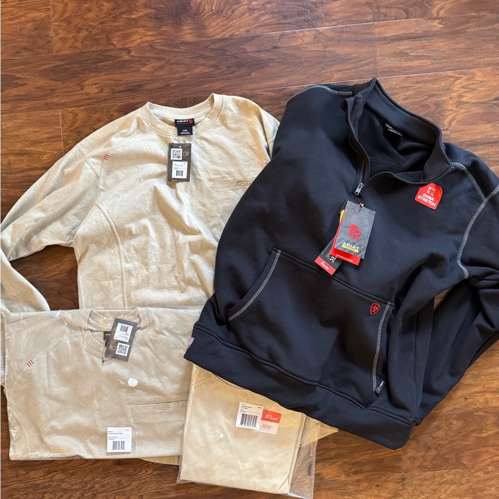 Ariat FR Lot Shirts And Sweater Medium NWT Ariat Air Polartec Fleece